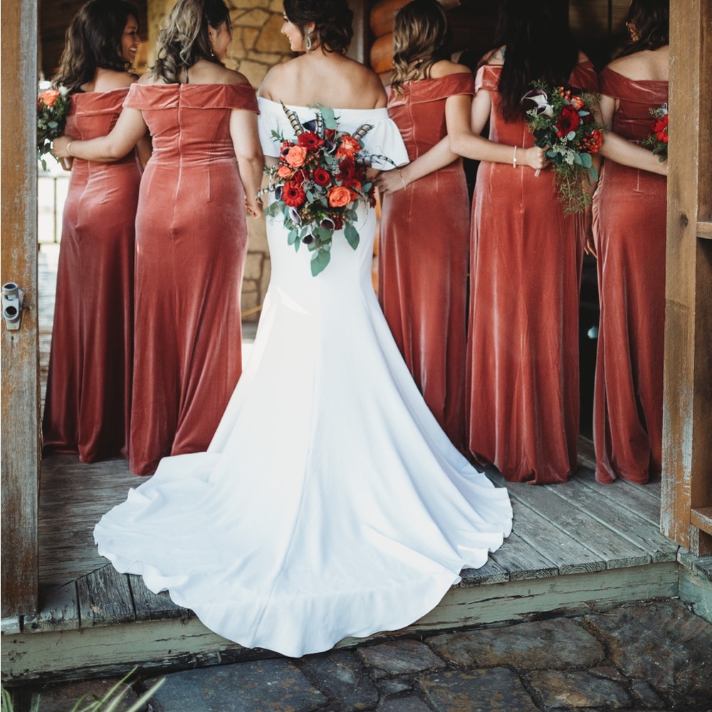Wedding dress